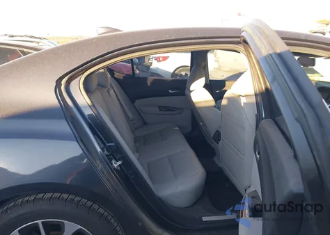 2015 Acura Tlx z USA, uszkodzony, nr VIN 19UUB1F33FA024901